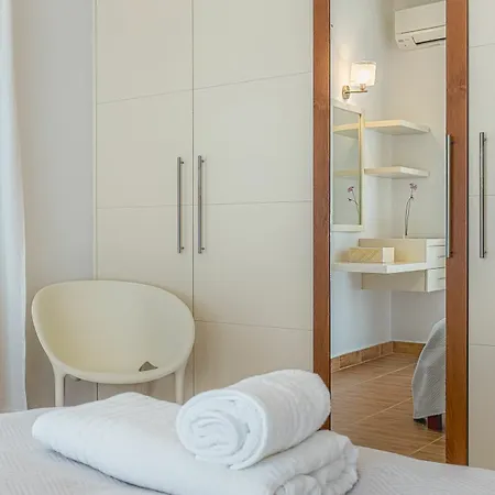 Akti - Seaside Living Villa *